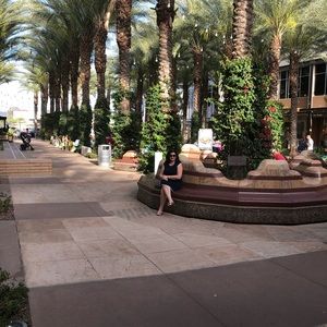 Meet your Posher, Daniela